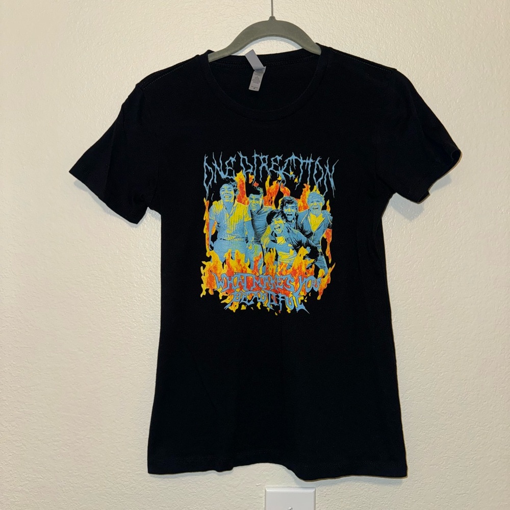 One Direction Tee - Picture 2 of 3